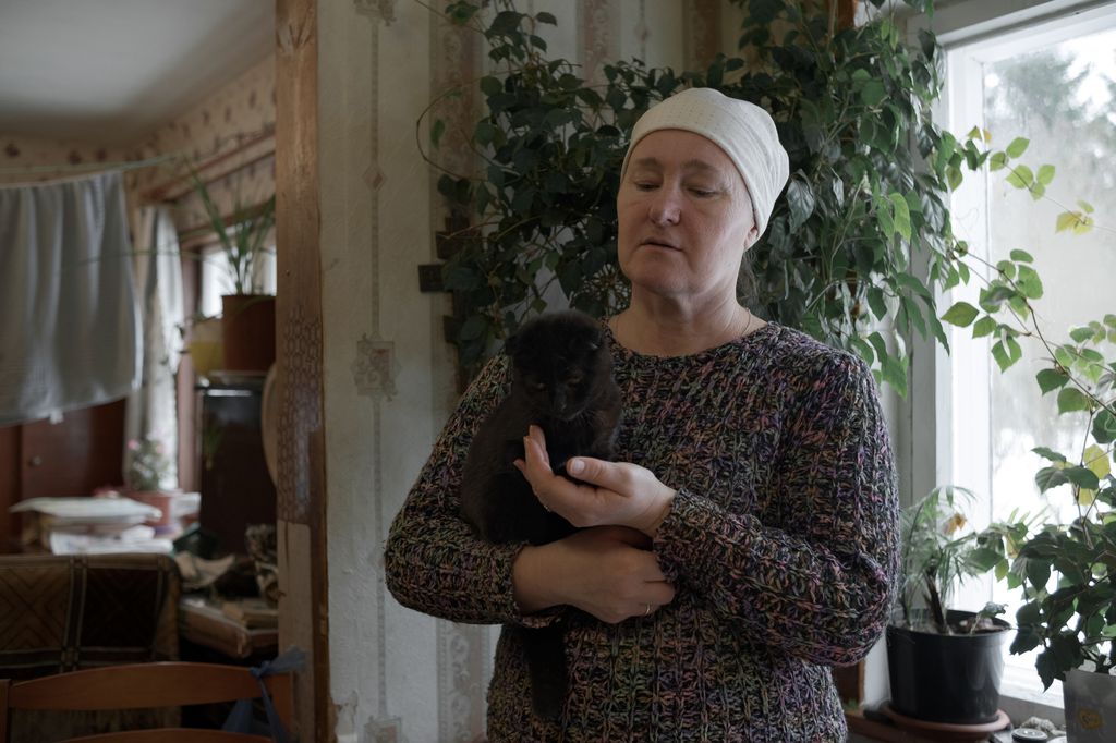 «Когда тебе тяжело, ты ко мне приезжай», Кот, которого недавно приютила семья — discours.io