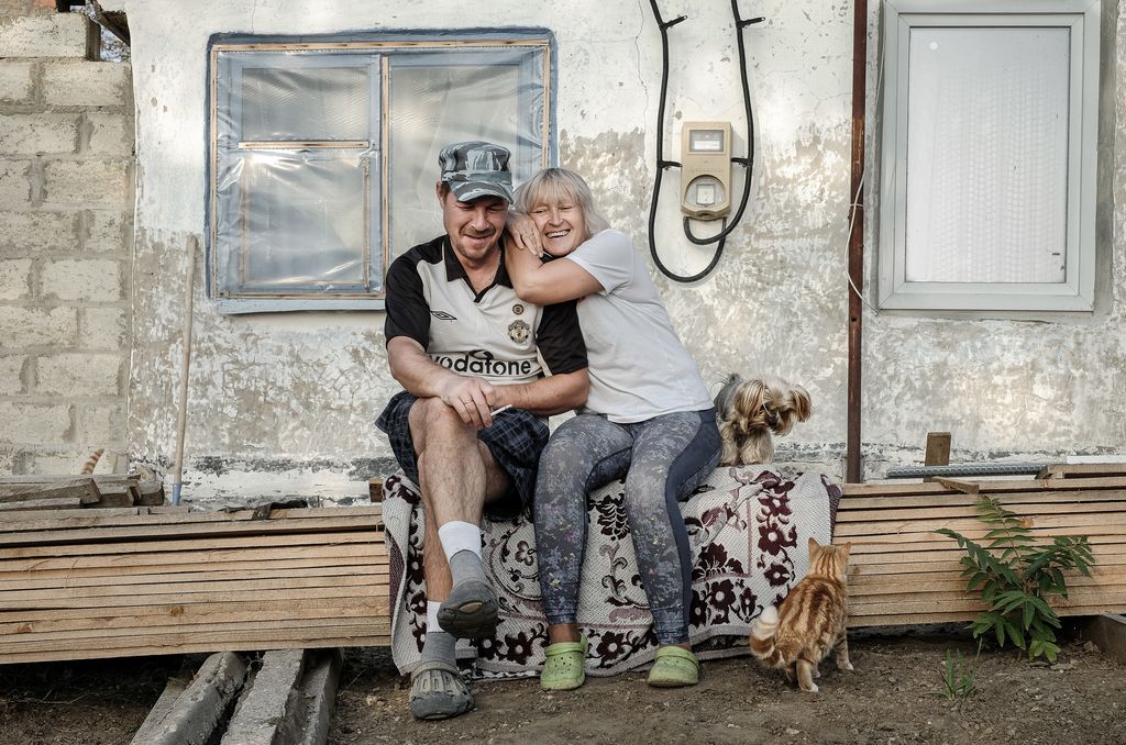 «Застывшая Кубань». Фотопроект о магическом реализме южного края, Жители поселка Южный Склон. Выходной день — discours.io