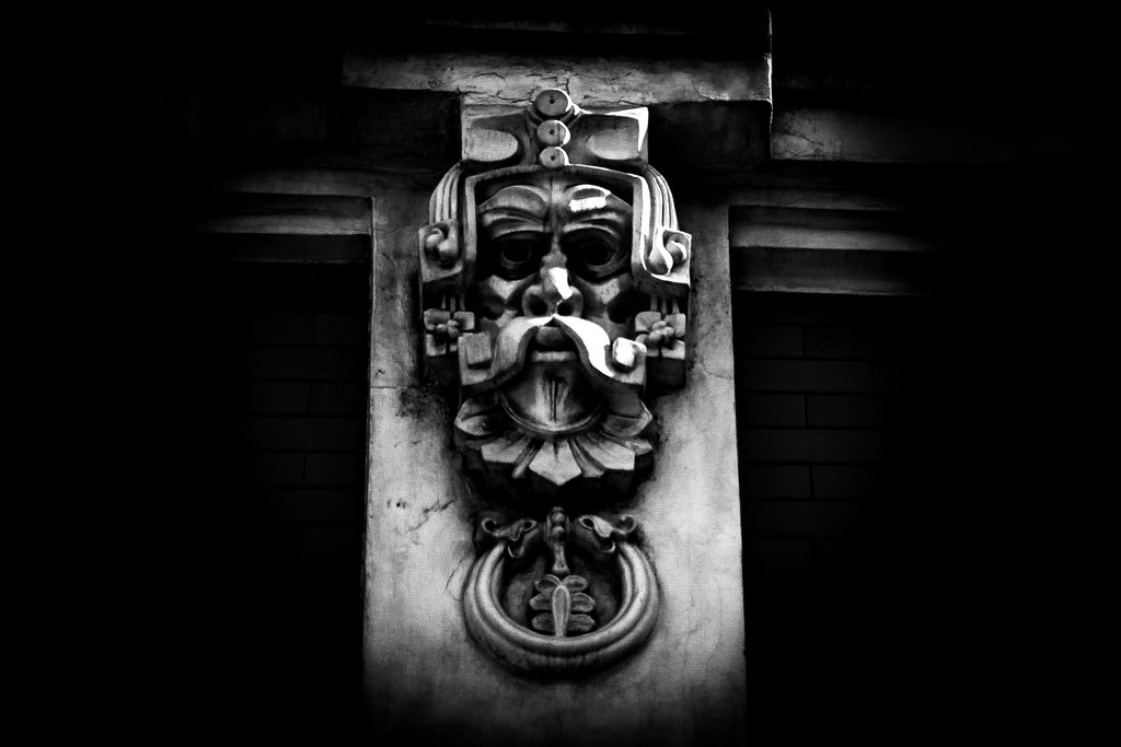 Les Mascarones, Москва, Верхняя Красносельская улица, дом 38/19 — discours.io