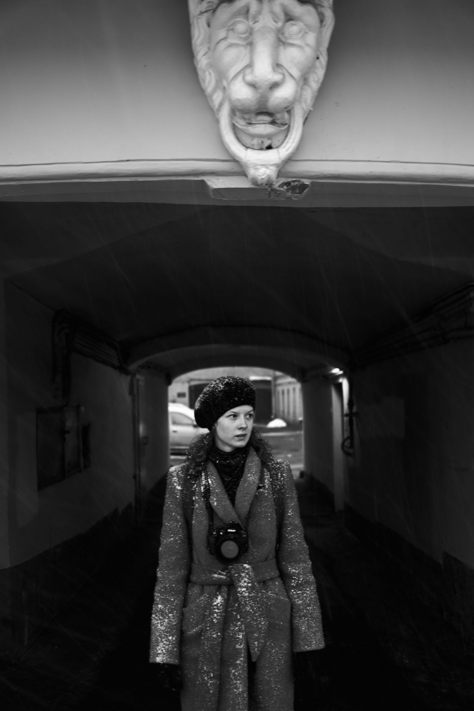 Как показать субъективную историю места через портретную фотографию. Опыт фотосъёмки в Санкт-Петербурге