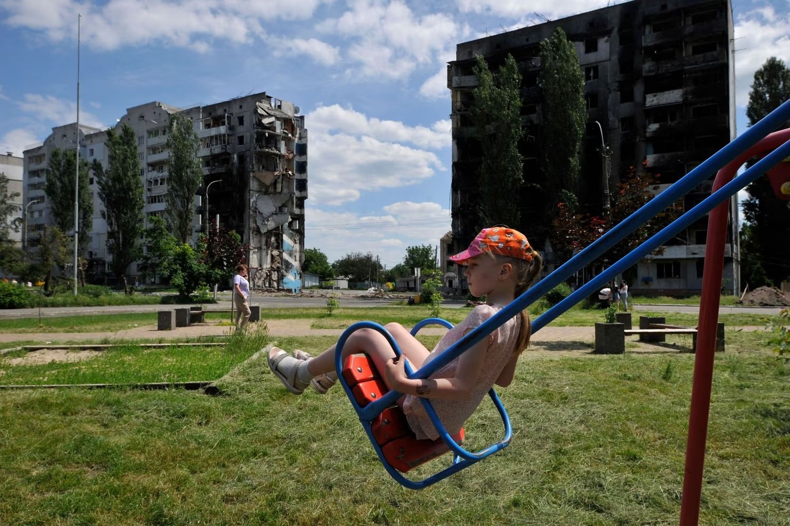 Фотохроника четвёртого месяца войны в Украине. 100 главных снимков об  искалеченных судьбах и потерянном детстве