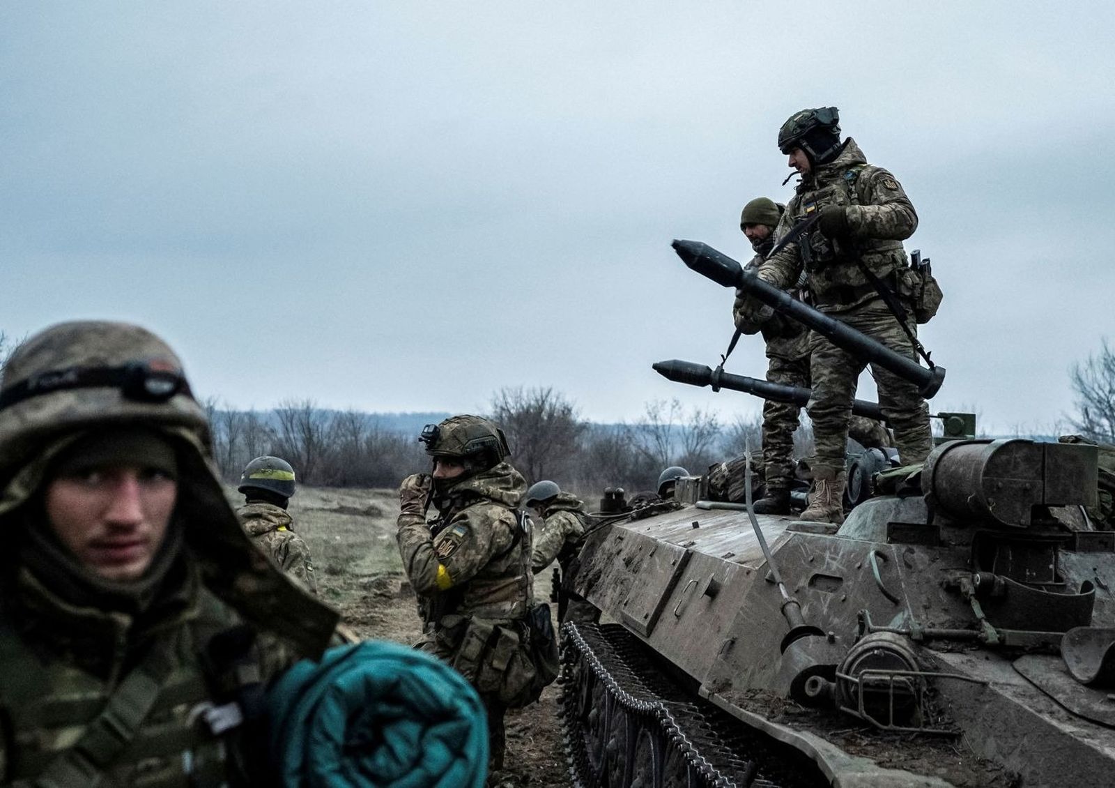 Украинские военные дислоцируются на позициях возле города Лиман, который они отвоевали в начале осени. 8 декабря / Viacheslav Ratynskyi / Reuters
