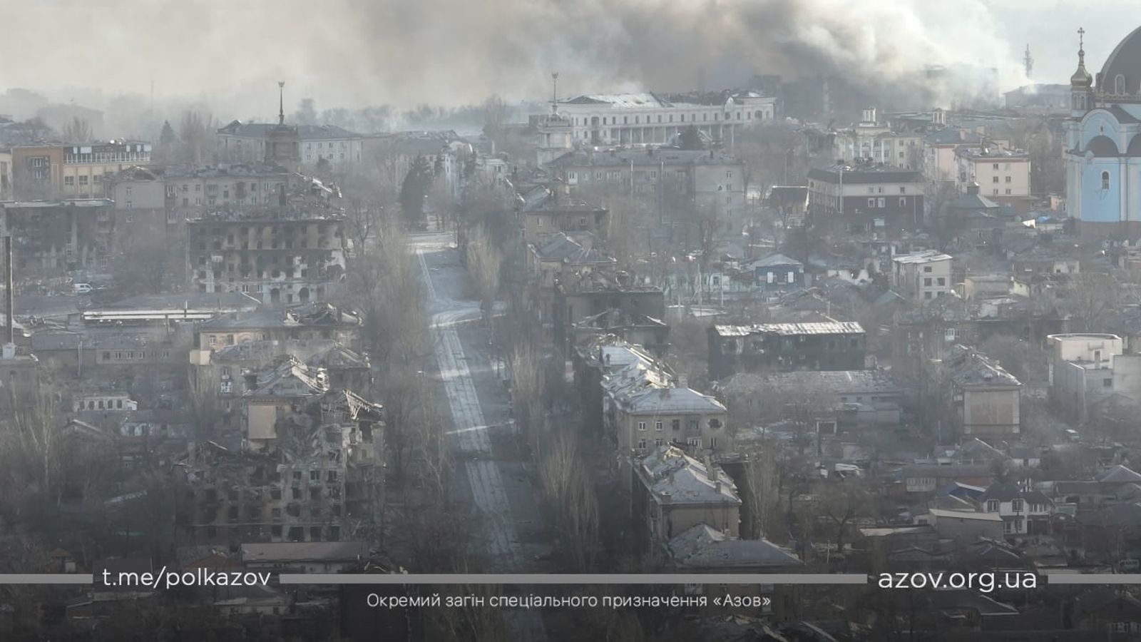 Улицы разрушенного Мариуполя. 28 марта / Полк «Азов»