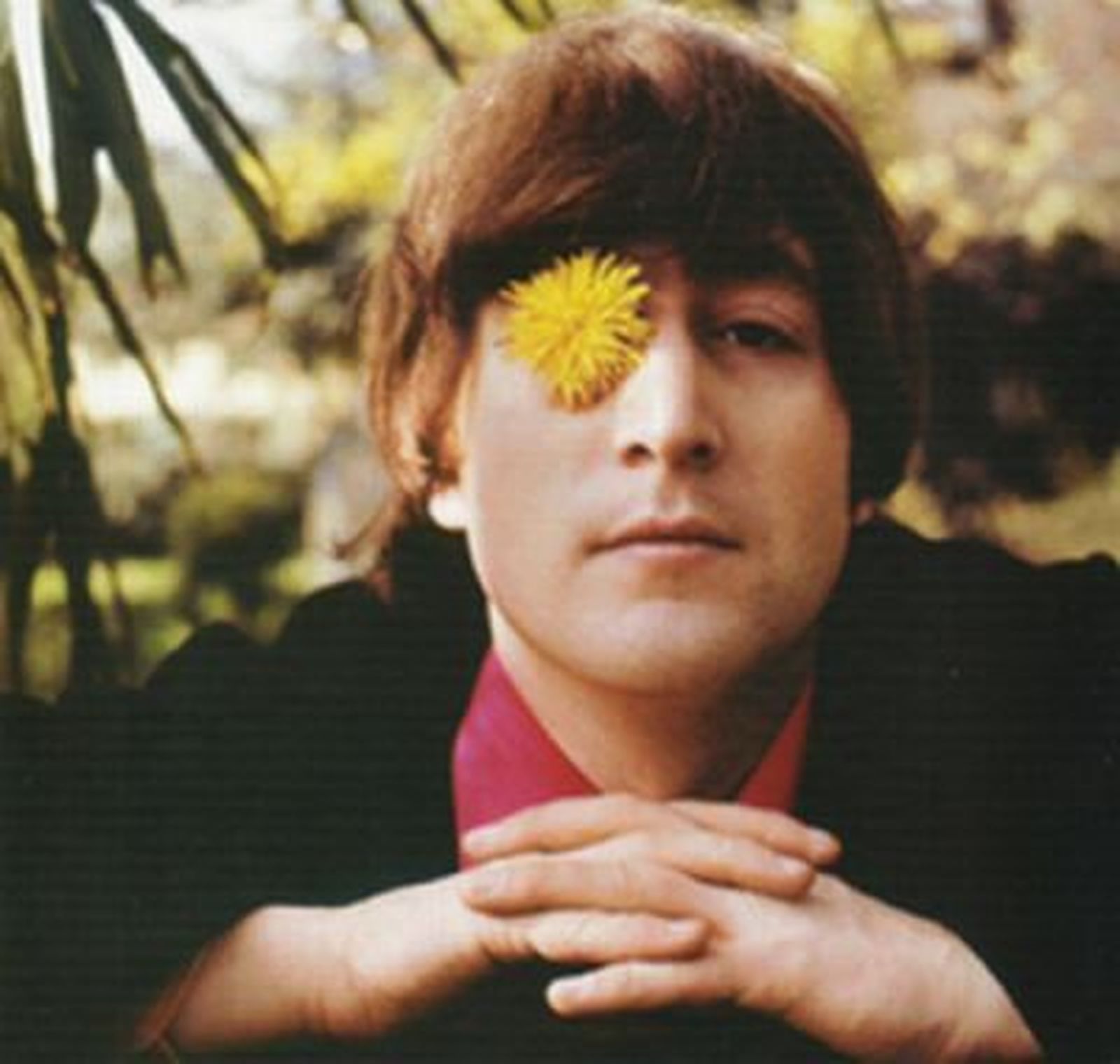Памяти Джона Леннона: жизнь культового поэта и музыканта в 50 фотографиях