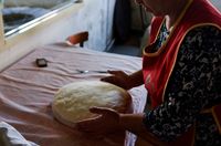 Лаваш как основа культуры. Фотопроект о последней традиционной пекарне в столице Нагорного Карабаха,  — миниатюра