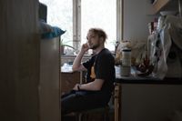 Релоканты. Фотопроект о мужчинах, уехавших в Казахстан после начала мобилизации, Виктор из Санкт-Петербурга — миниатюра