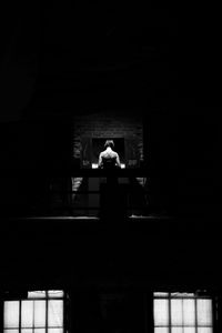 Фотопроект «Публичное одиночество», Молчание — миниатюра