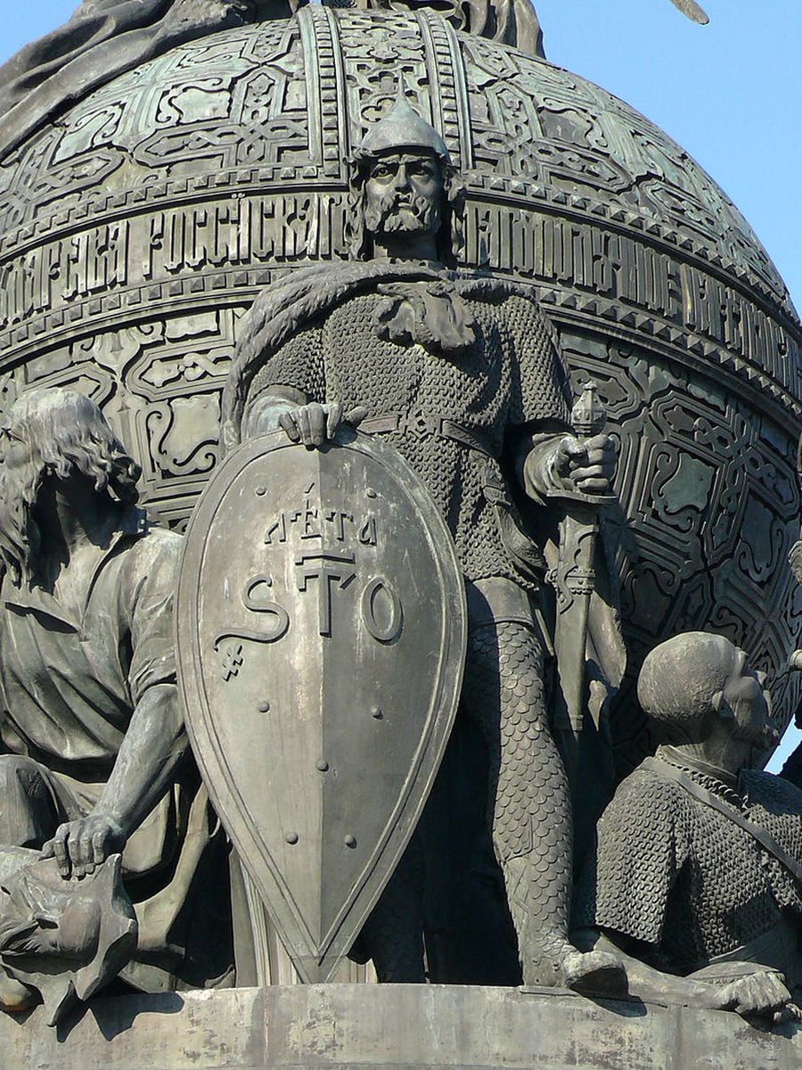Рюрик на памятнике «Тысячелетие России» Рюрик на памятнике «Тысячелетие России»