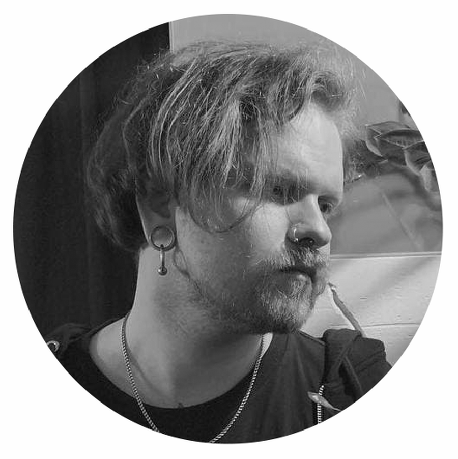 Поэзия площади: Даня Берковский о русском дзене, бэд-трипах и смерти всего живого Поэзия площади: Даня Берковский о русском дзене, бэд-трипах и смерти всего живого