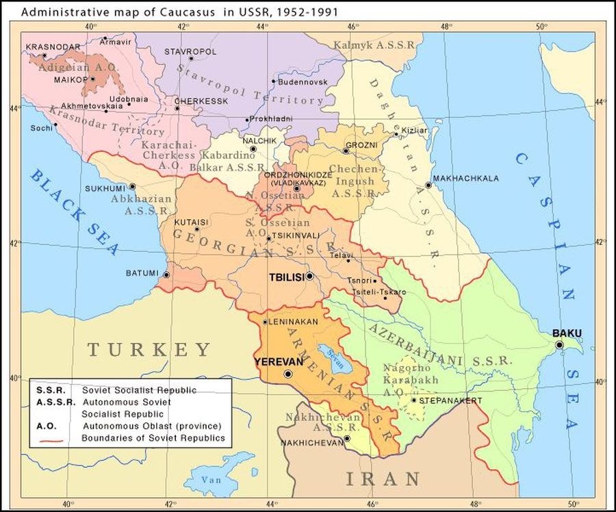 «Территории и границы на карте СССР были начерчены карандашом»