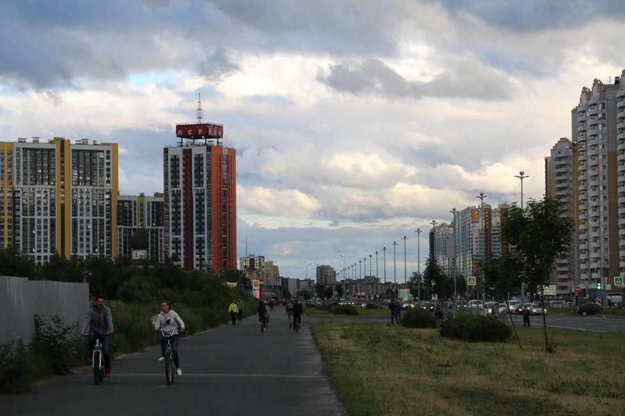 В Каменке — спальном районе на северо-западе Санкт-Петербура — пандемия практически не была заметна.
