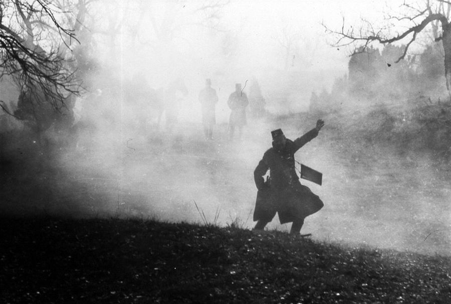 Кадр из фильма Иштвана Сабо «Полковник Редль» (1984) Кадр из фильма Иштвана Сабо «Полковник Редль» (1984)