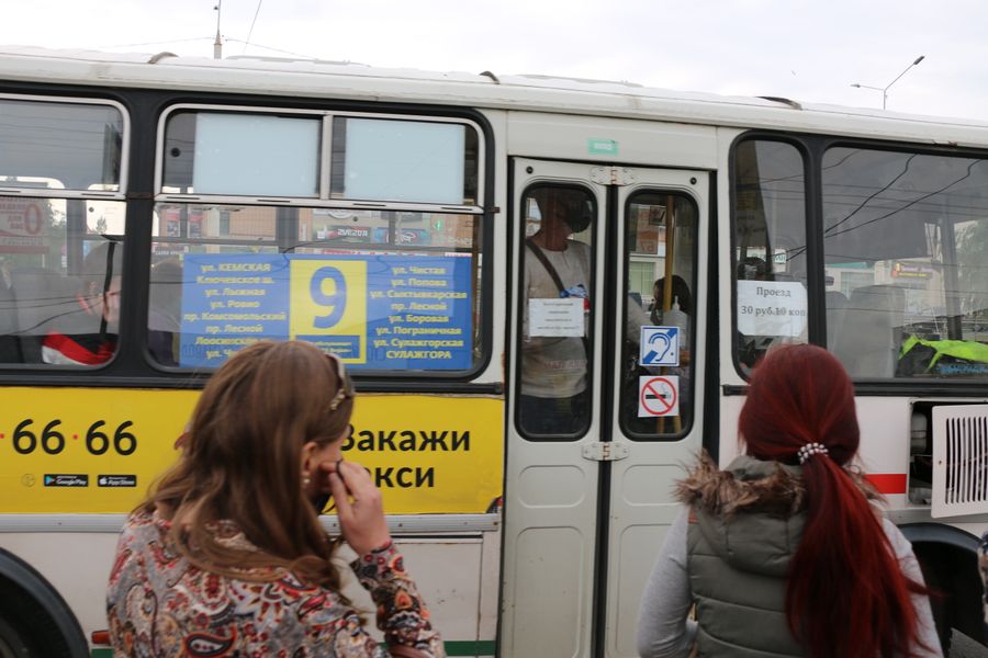 В Петрозаводске даже в автобусах были установлены антисептики.