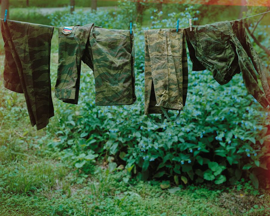 Веревка, 2016, 32 × 40 см, C-Print Веревка, 2016, 32 × 40 см, C-Print