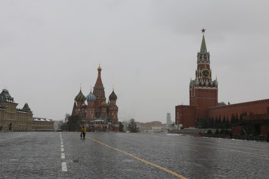 В Москве ходили слухи, что город закроют. Но несмотря на всё же открытый въезд, туристов не было нигде.
