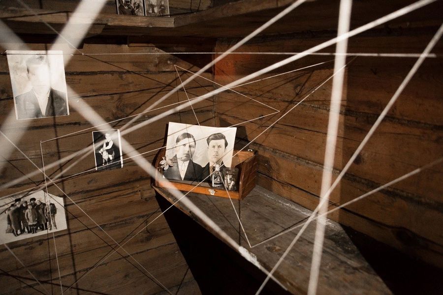Выставка «Переходное состояние» / Предоставлено документальным проектом Artarea Doc / Заброшенные дома в культуре памяти. Арт-самиздат Artarea Doc о нижегородском искусстве — Discours.io