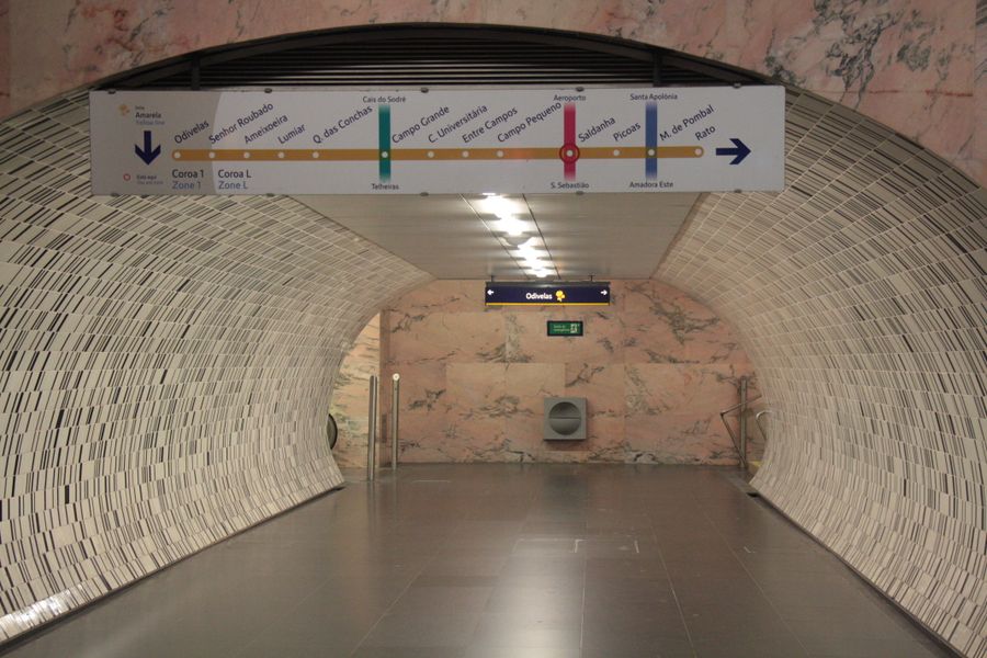Подземка в стране азулежу, фаду и пробкового дуба. Фоторепортаж о том, как устроено португальское метро
