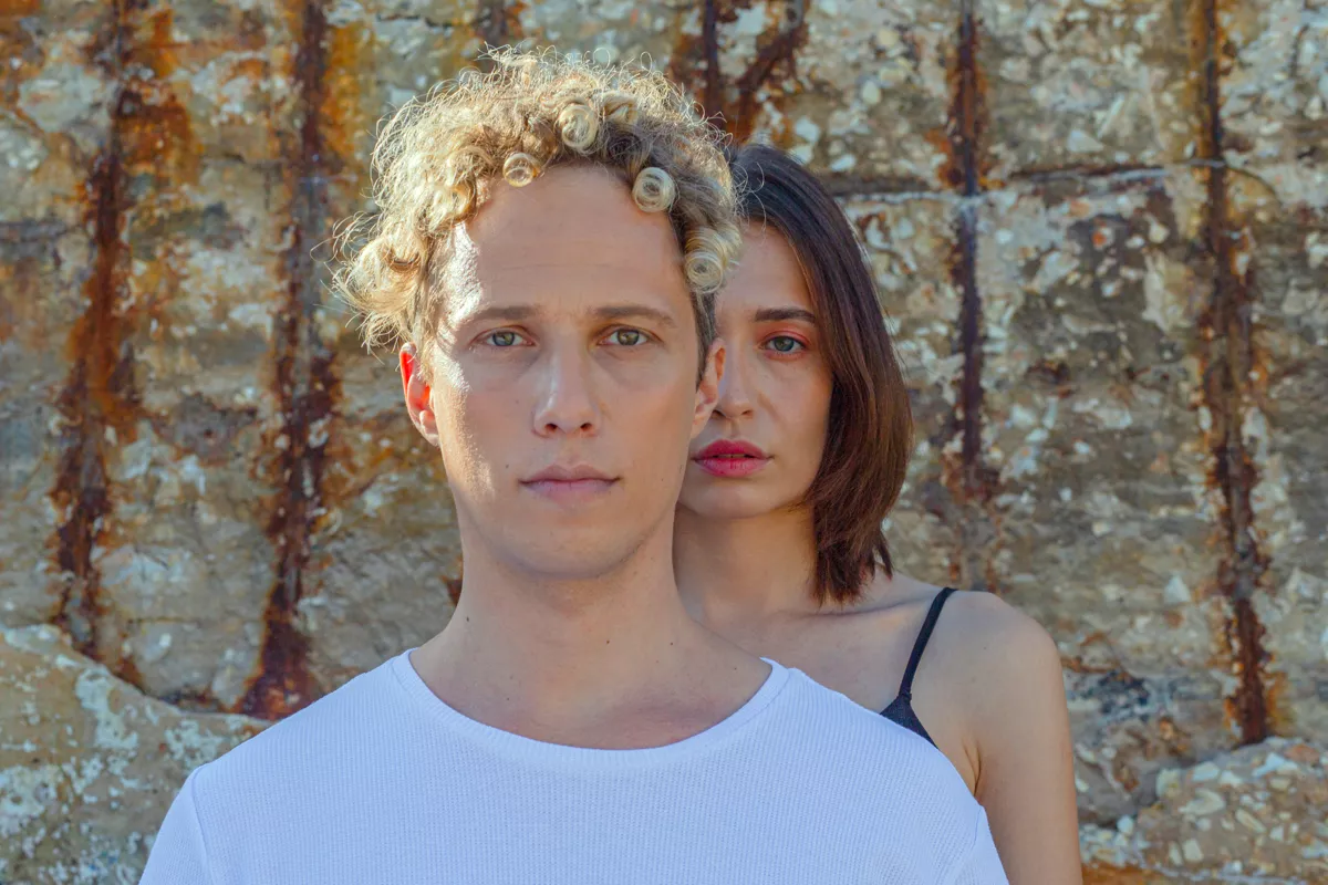 Юлия и Антон — участники израильского инди-поп-дуэта Ice Hokku