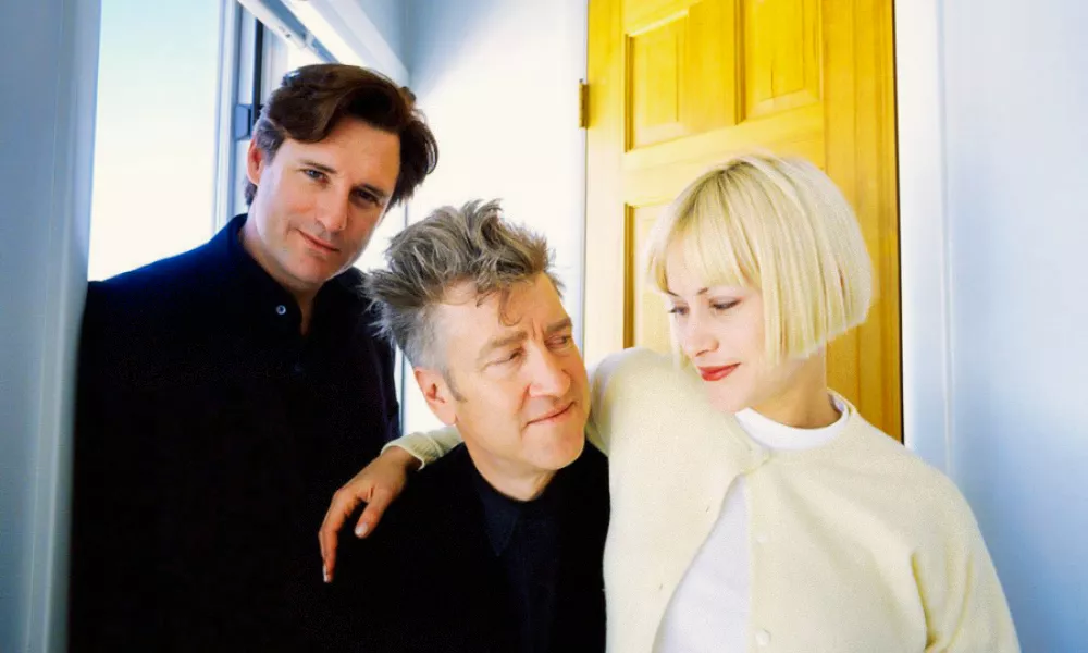 Шоссе в никуда (Lost Highway — букв. «Затерянное шоссе»), Дэвид Линч, США, 1997. / Промо к фильму: Билл Пуллман, Дэвид Линч и Патрисия Аркетт