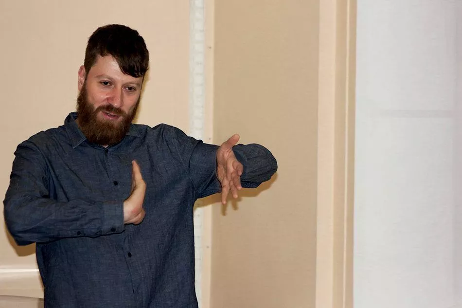 «Культуре свойственен самоповтор». Экс-главред «Горького» о фанфиках, занудстве, феминизме и будущем русской литературы