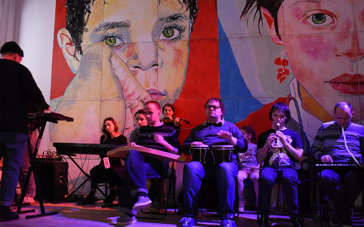 Оркестр «Антон тут рядом» / Фотографии: Валерия Кац