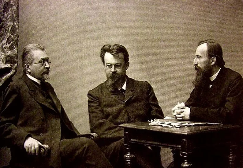 Лидеры «Союза освобождения» Петрункевич, Вернадский и Шаховской в 1900-е годы.