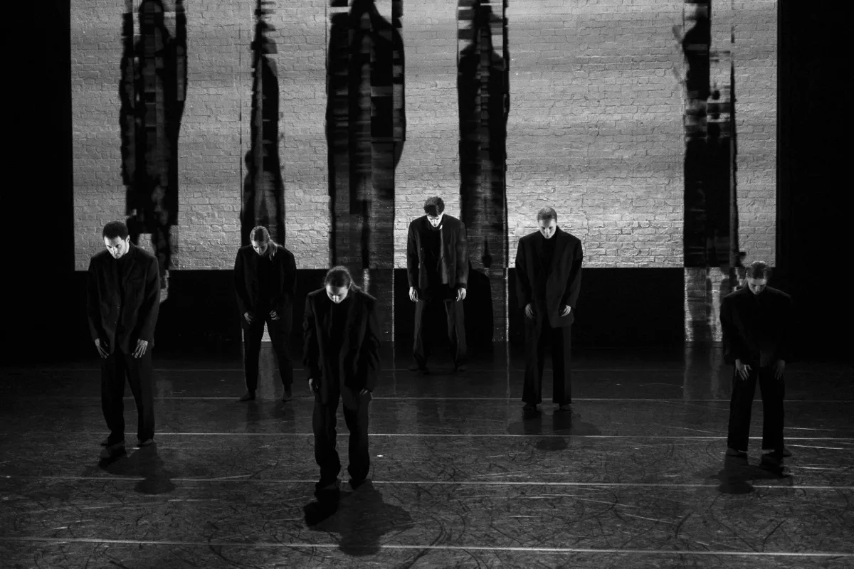 «ICARUS» Interactive Audio Visual Dance Performance