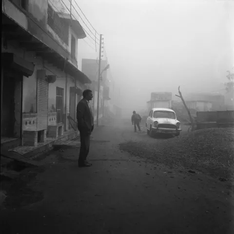 Сакральность быта. Индия 80–90-х в документальных снимках Ананта Даса