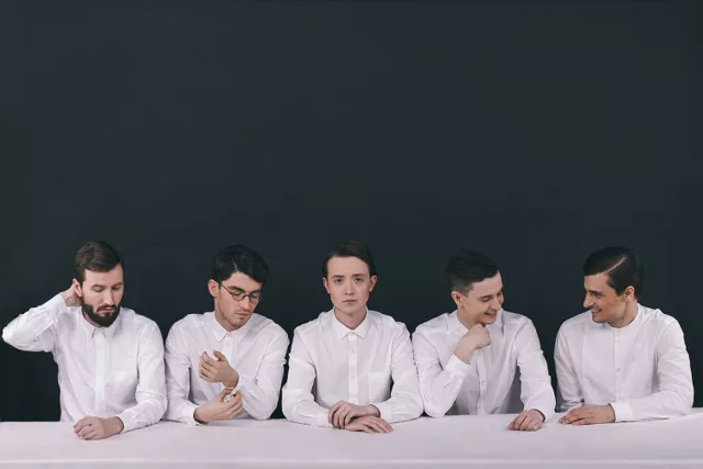 «Мы вернулись к истокам и сняли гараж». Интервью с солистом On-The-Go Юрой Макарычевым