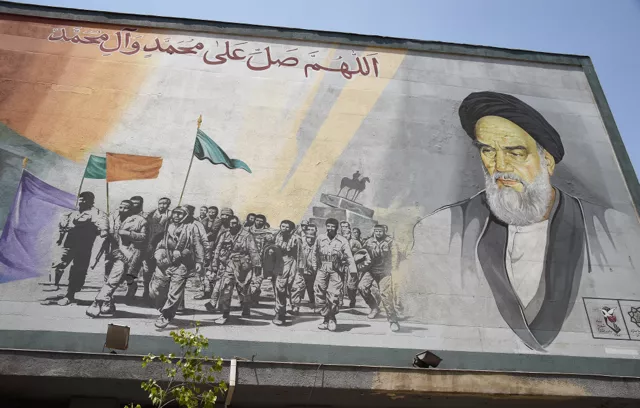 Курс молодого шахида: как иранская пропаганда убеждала детей умирать в интересах Исламской революции