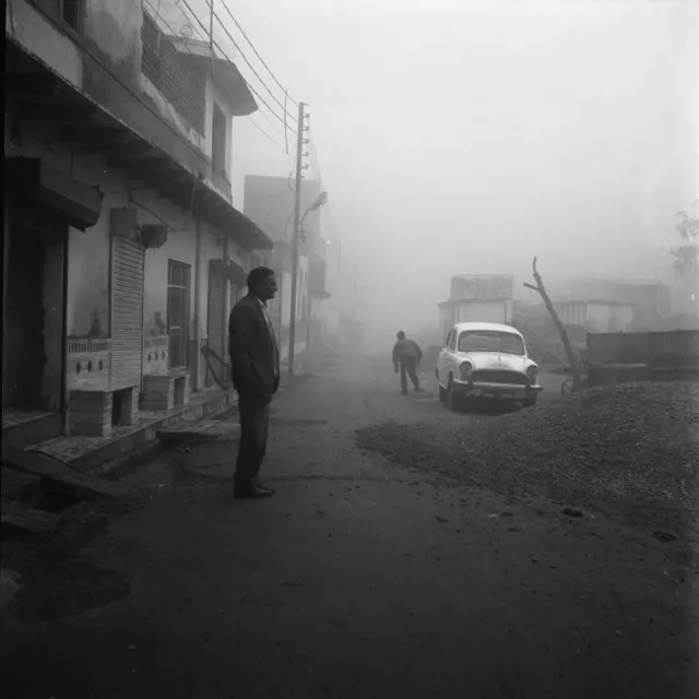 Сакральность быта. Индия 80–90-х в документальных снимках Ананта Даса