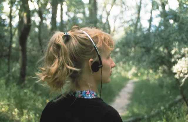 Слушание как философский акт: как звук формирует восприятие мира