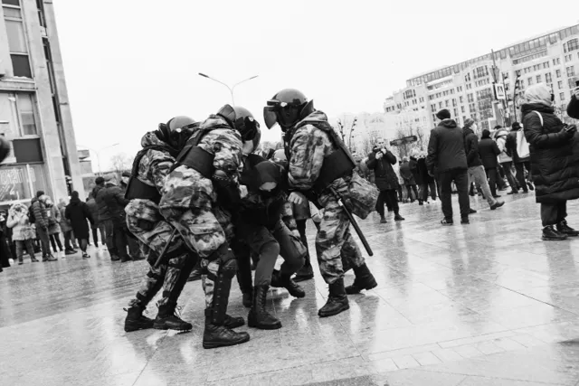 «Мне не всё равно»: фоторепортаж с антикоррупционного митинга в Москве