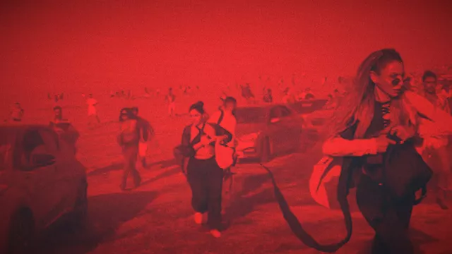 «Ракетами бьют, дроны летят, война вокруг». История спасшегося с бойни на израильском фестивале, где убили 260 человек