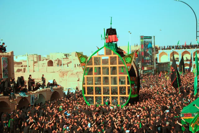 Трагический экстаз Кербелы. Как шииты-имамиты выражают свою веру в предметах и ритуалах