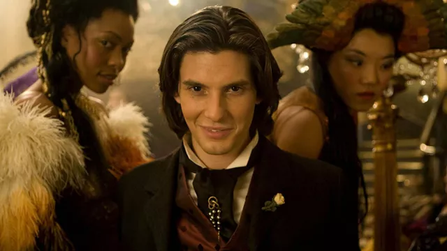 Как сохранить рассудок в мире нарциссизма? Советы психолога, как общаться с манипуляторами и защитить свои интересы