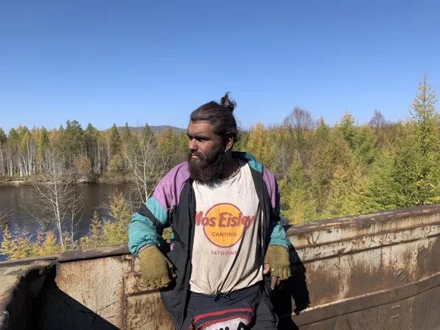 «Чем больше я путешествовал, тем сильнее становились мои убеждения»: история марксиста, четырежды пересекшего Россию